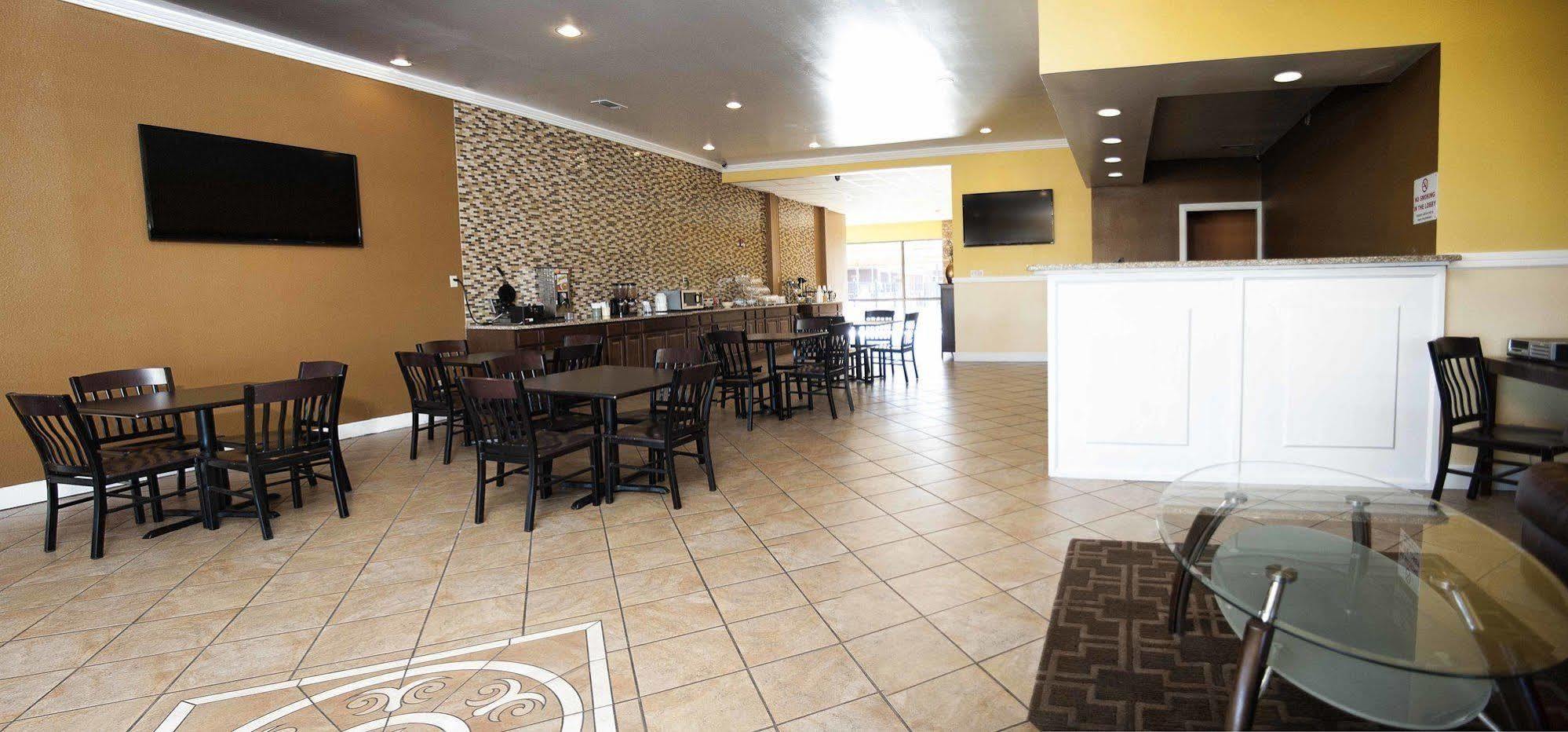 Express Inn & Suites Greenville Bagian luar foto